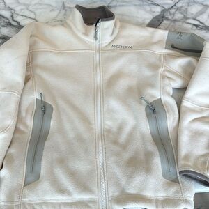 Women’s fleece arc’teryx jacket